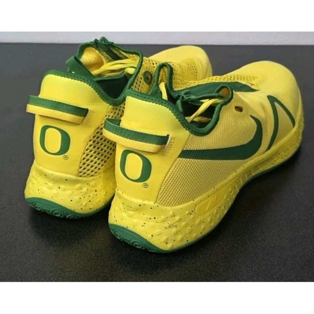 Nike Oregon Ducks PG‎ Basketball Shoe Men's 15 Yellow/Green Sneakers
